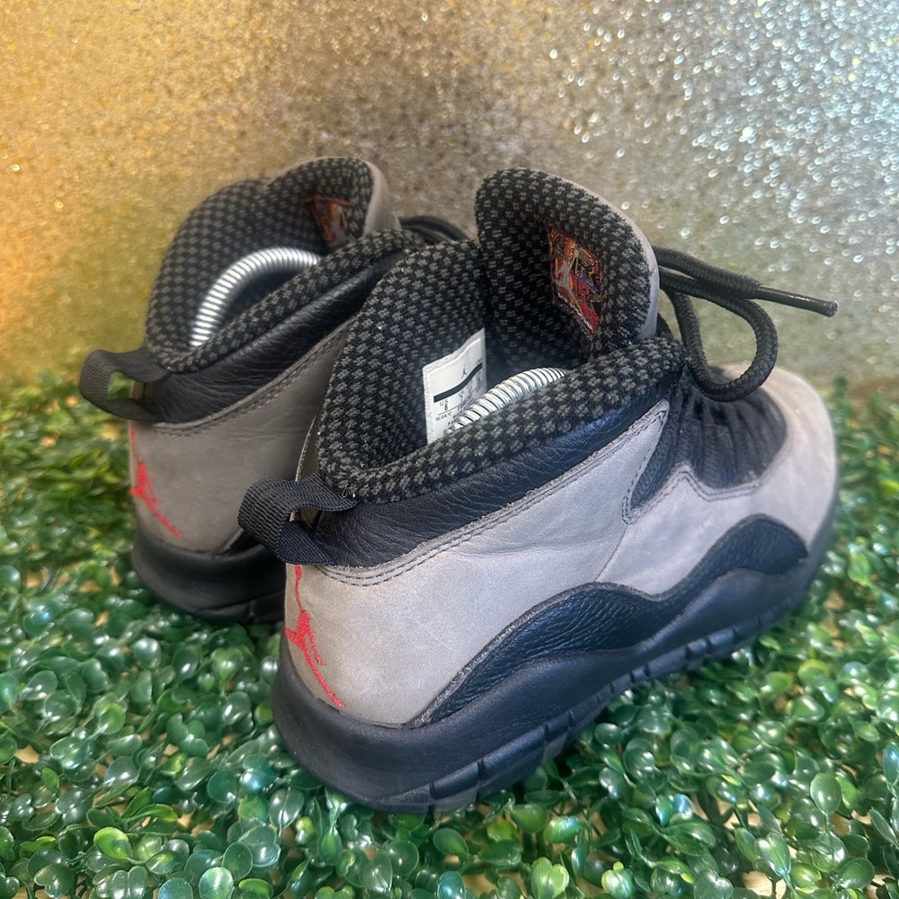 Jordan 10 Retro Dark Shadow/ True Red 2018 - Picture 2 of 4